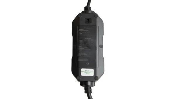 PREMIUM INSTELBARE MOBIELE LADER/LAADKABEL STOPCONTACT TYPE 2 1FASE 6A16A 1,3KW3,6KW VOOR MASERATI GRANCABRIO FOLGORE